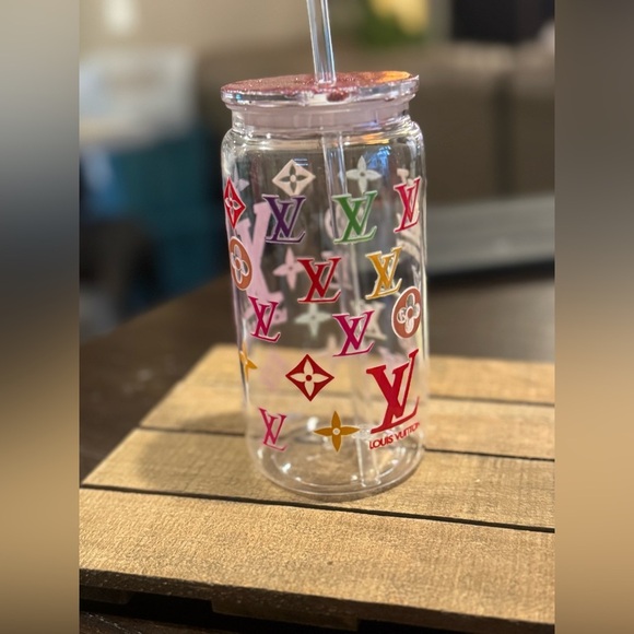 Louis Vuitton Pink and Red cup - Picture 2 of 3